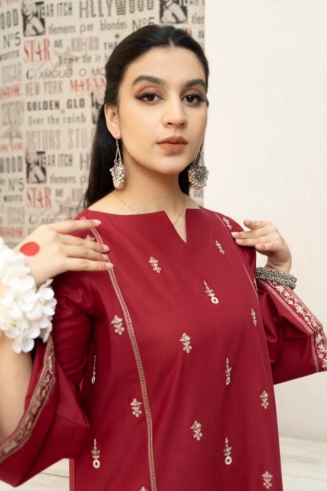 3 Pieces - Embroidery Lawn Suit - Red